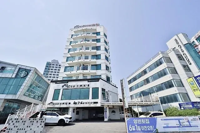 Motel Songjeong Namuneulbo *